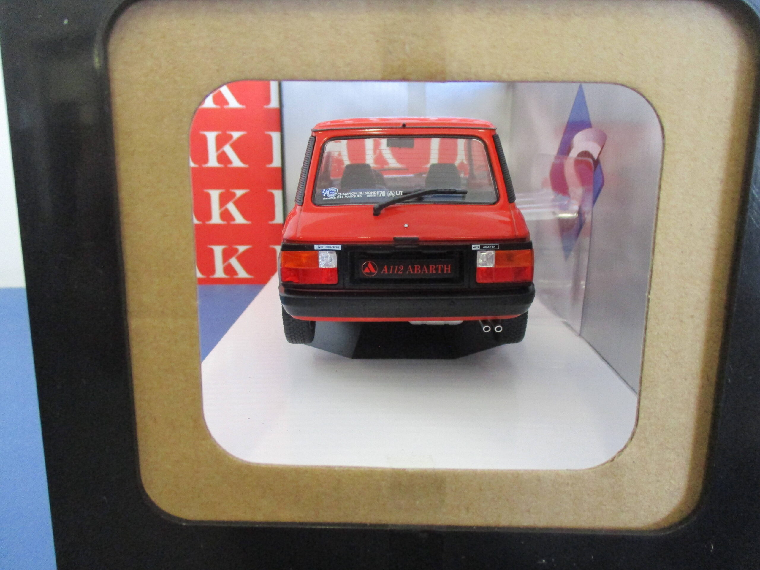 Die cast 1/18 Modellino Auto Autobianchi A112 Abarth rossa by Solido