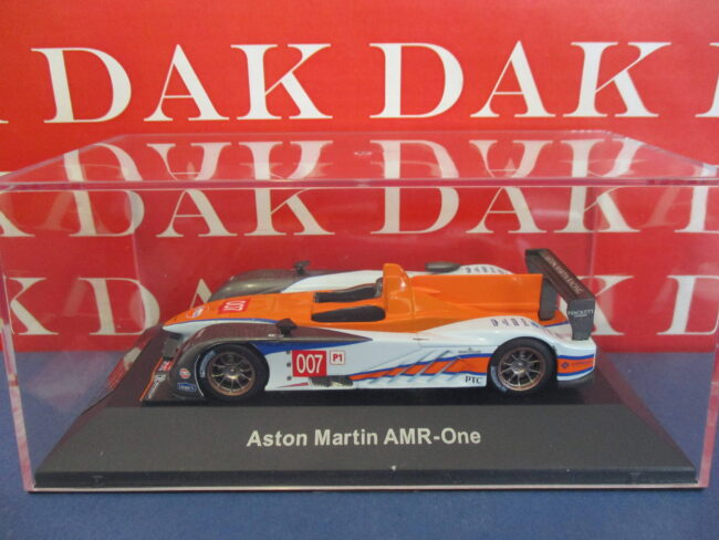 Die cast 1/43 Modellino Auto Aston Martin AMR-ONE N007 Gulf 2011 - immagine 4