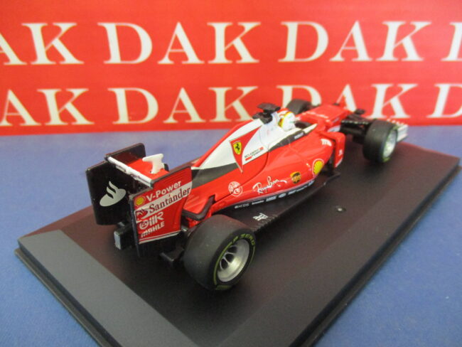 Die cast 1/32 Modellino Auto F1 Ferrari SF16-H 2016 S. Vettel by Burago - immagine 3