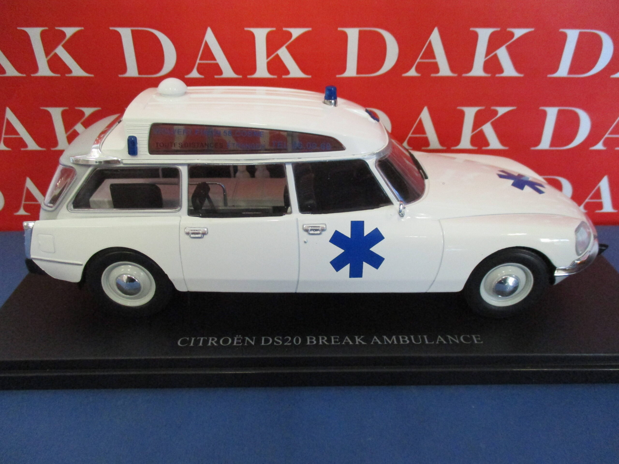 Die cast 1/24 Modellino Auto Citroen DS20 Break Ambulance Ambulanza 1974