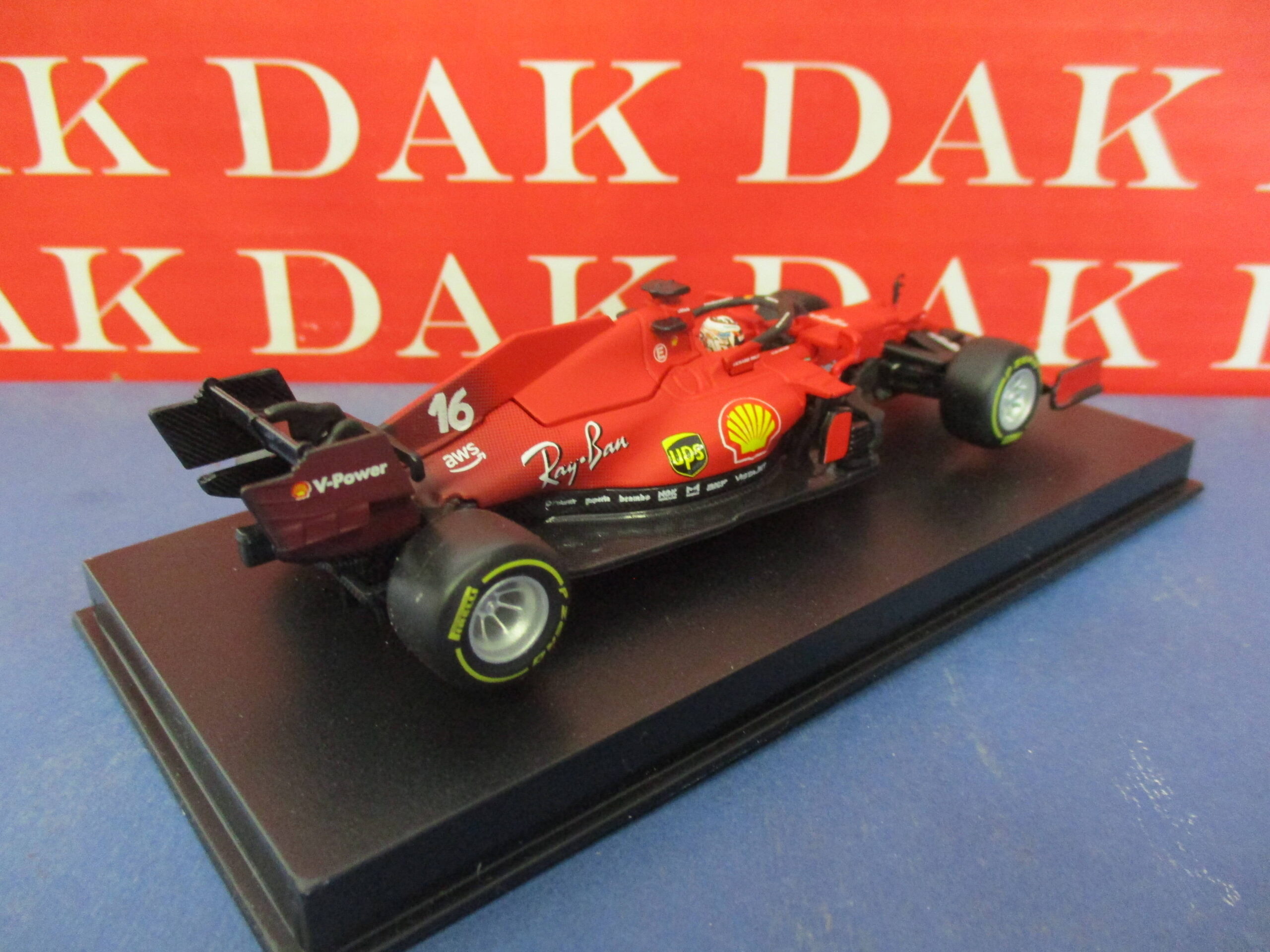 Modellino auto formula 1 F1 scala 1:43 Burago FERRARI F1 SF21 2021 LECLERC  - Arcadia Modellismo