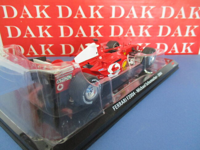 Die cast 1/24 Modellino Auto F1 Ferrari F2004 2004 M. Schumacher - immagine 3