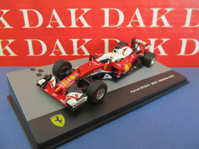 Die cast 1/43 Modellino Auto F1 Ferrari SF16-H 2016 S. Vettel - immagine 2