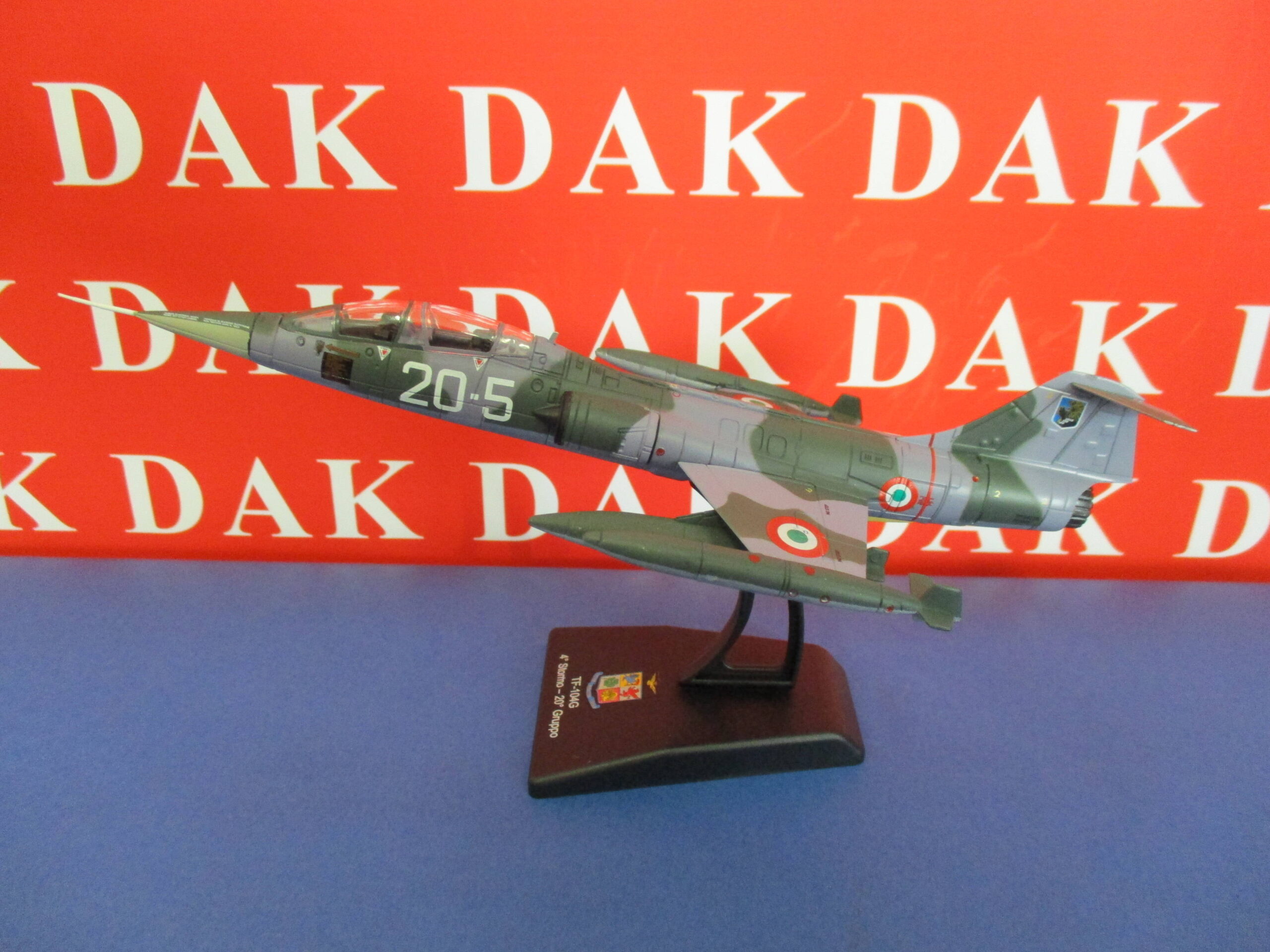 Die cast 1/100 Modellino Aereo Aircraft Eurofighter 2000 Typhoon 4° Stormo  Italy - Dak Mantova sas