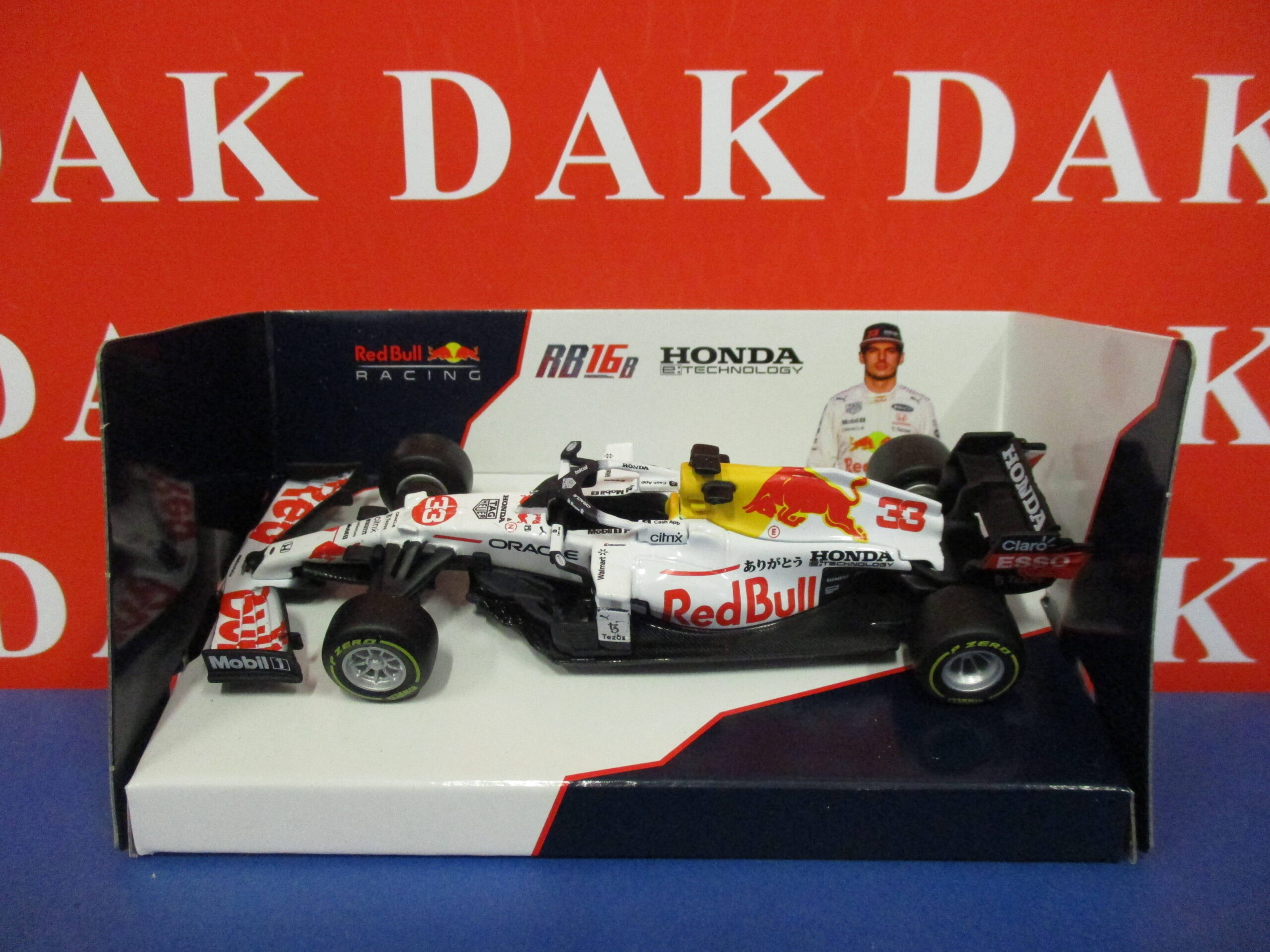 The cast 1/43 model car F1 Renault R.S.20 2020 D. Ricciardo