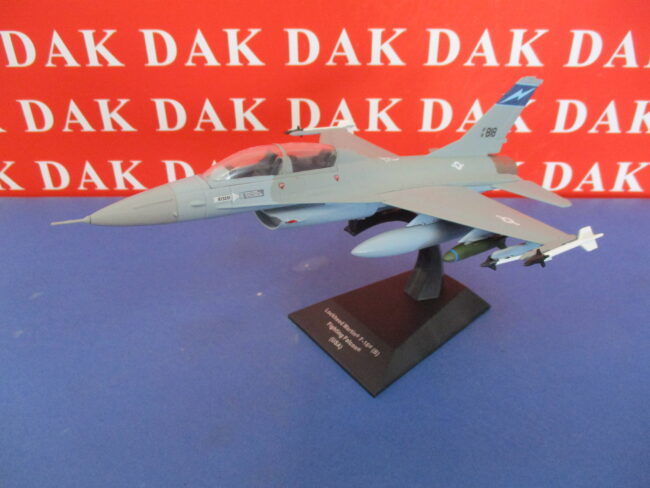 Die cast 1/72 Modellino Aereo Aircraft F-16B Fighting Falcon USAF 159th FIS 1988 - immagine 2