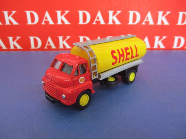 Die cast Modellino Camion Truck Bedford S Cisterna Shell 1959 by Corgi - immagine 2