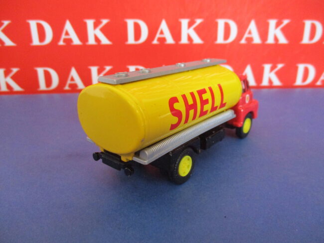 Die cast Modellino Camion Truck Bedford S Cisterna Shell 1959 by Corgi - immagine 3