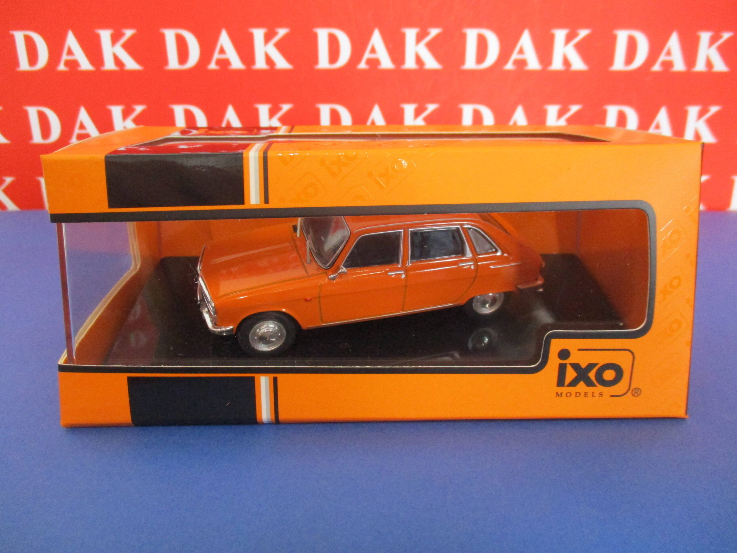 Die cast 1/43 Modellino Auto Renault 16 verde 1965 by Norev - Dak Mantova  sas