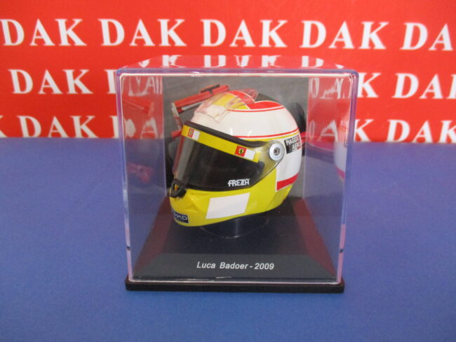 1/5 Modellino Casco Helmet Ferrari Luca Badoer 2009 - immagine 5