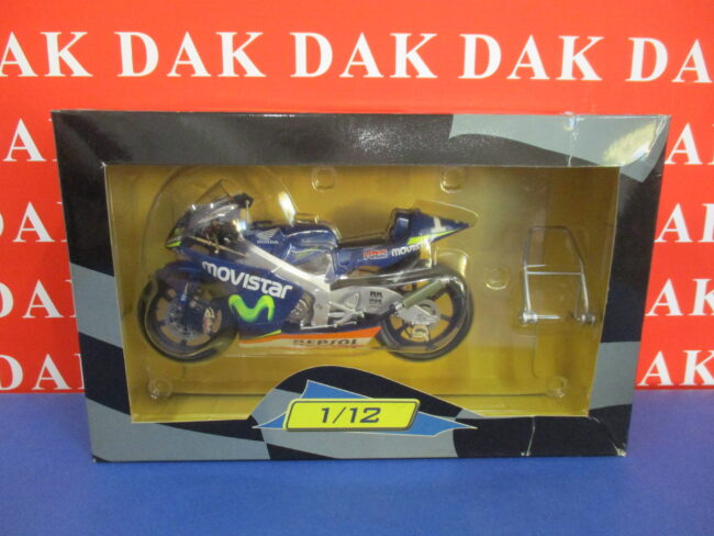 Die cast 1/12 Modellino Moto Honda RS250RW 2005 D. Pedrosa - immagine 5