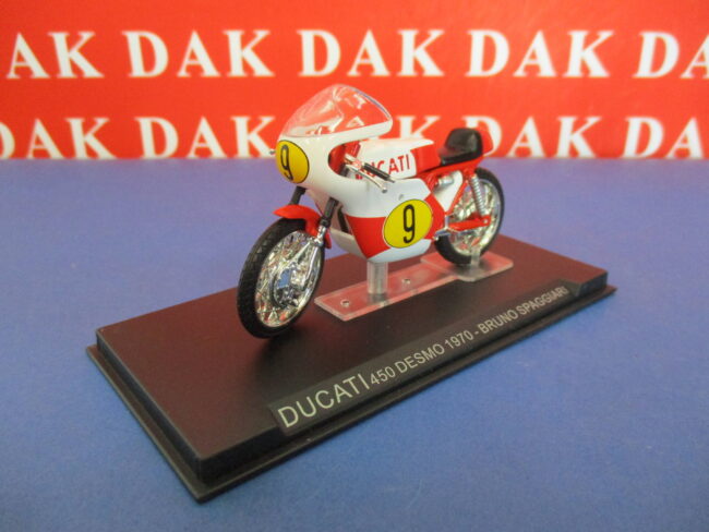 Die cast 1/24 Modellino Moto Ducati 450 Desmo 1970 B. Spaggiari - immagine 2