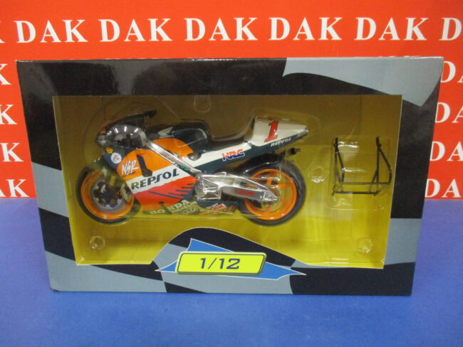 Die cast 1/12 Modellino Moto Honda NSR500 1998 Michael Doohan - immagine 4