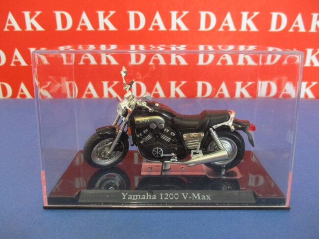 Die cast 1/24 Modellino Moto Yamaha 1200 V-Max by Atlas - immagine 4