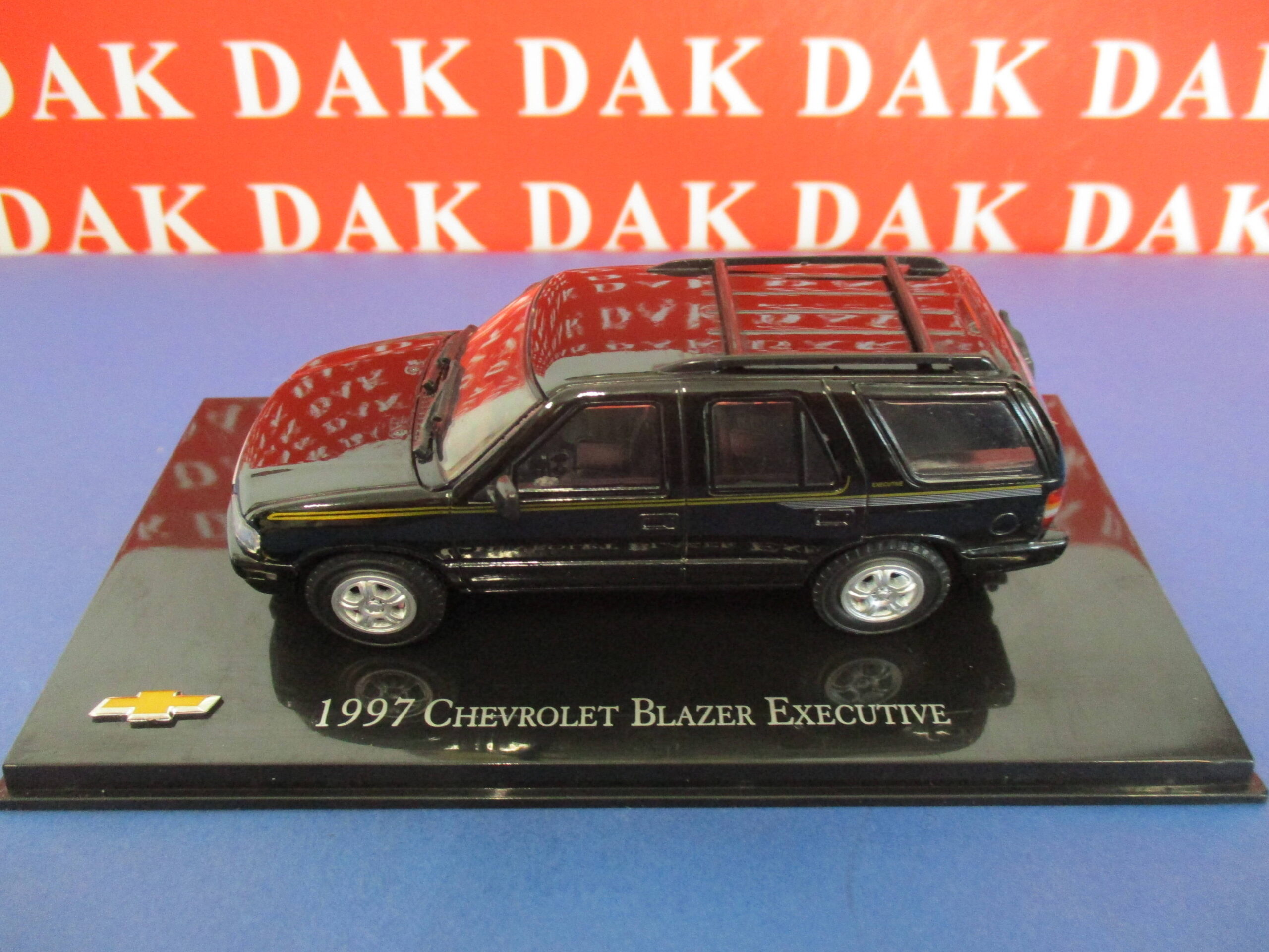 Die cast 1/43 Modellino Auto Chevrolet Blazer Executive 1997