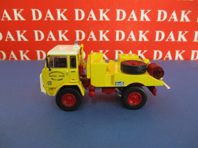 Die cast 1/43 Modellino Camion Pompieri Unic (Iveco) 75 PC 4x4