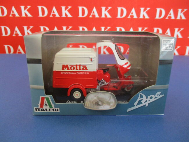 Die cast 1/32 Modellino Ape B 150 Motta 1954 by Italeri - immagine 5