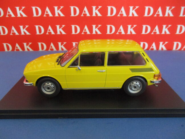 Die cast 1/24 Modellino Auto Volkswagen Brasilia 1974