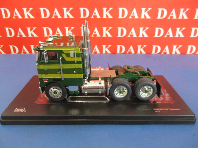 Die cast 1/43 Modellino Camion Truck Peterbilt 352 Pacemaker 1979 by Ixo