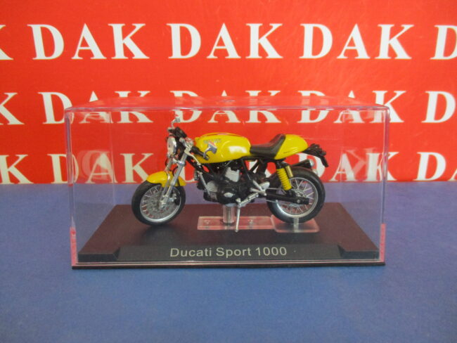 Die cast 1/24 Modellino Moto Ducati Sport 1000 - immagine 6