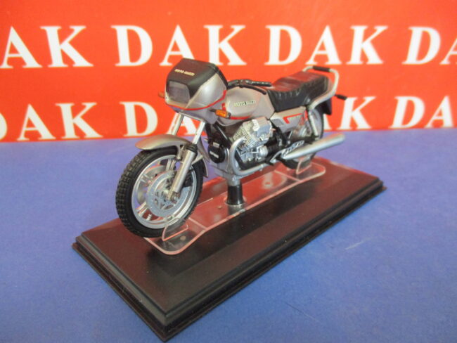 Die cast 1/24 Modellino Moto Moto Guzzi 850-T5 by Starline 1 - immagine 3