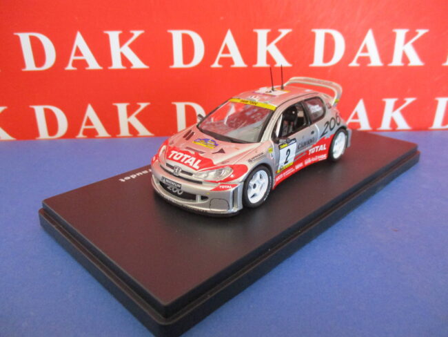 Die cast 1/43 Modellino Auto Peugeot 206 WRC Rally Catalunya 2001 D. Auriol - immagine 2