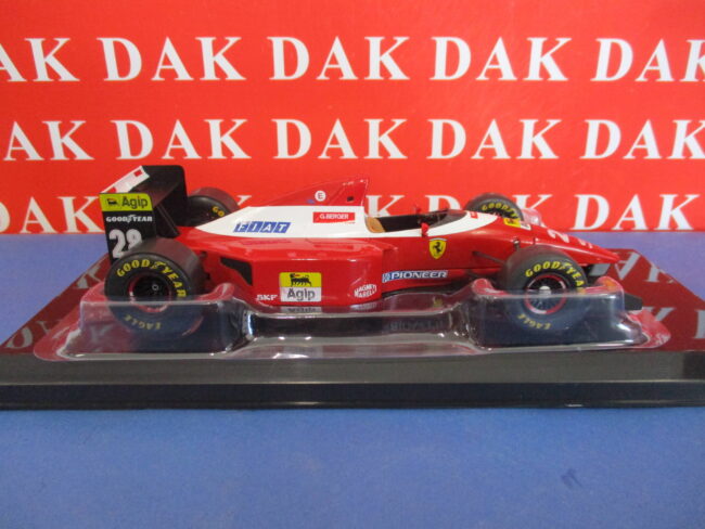 Die cast 1/24 Modellino Auto F1 Ferrari F93 A 1993 G Berger - immagine 4