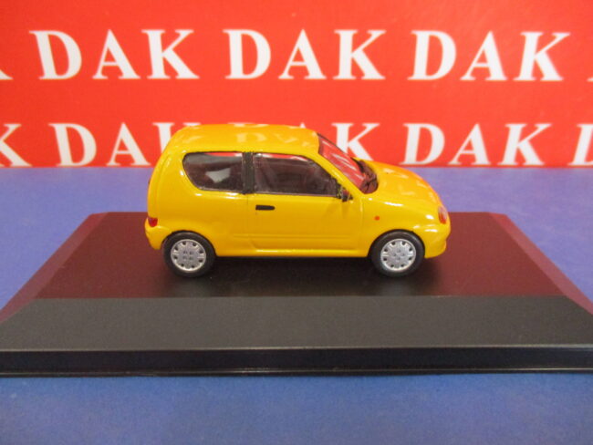 Die cast 1/43 Modellino Auto Fiat 600 Elettra Gialla 2003 4 - immagine 4