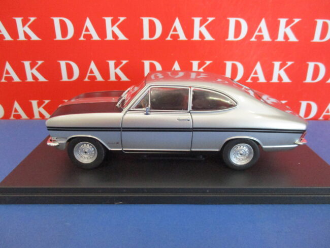 Die cast 1/24 Modellino Auto Opel Kadett B Rally Silver 1967